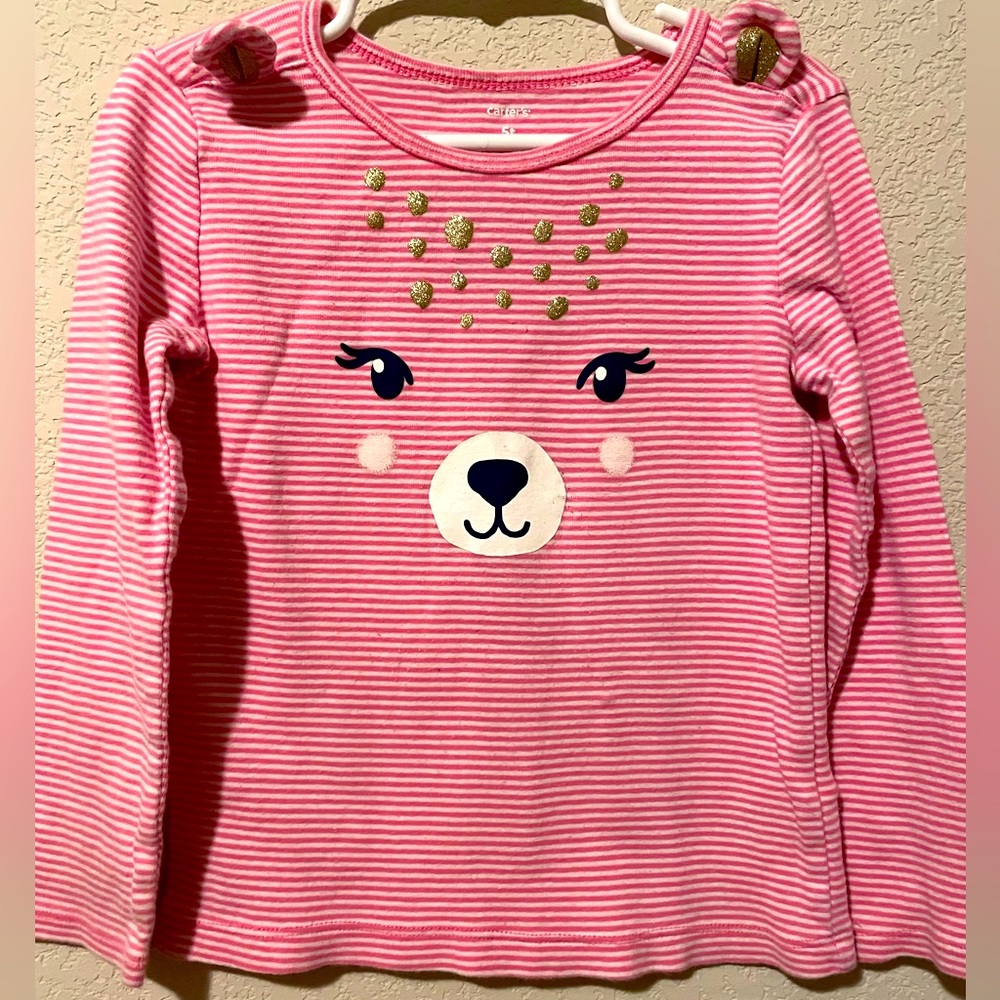 Pre-owned Carter’s long sleeve size 5T
